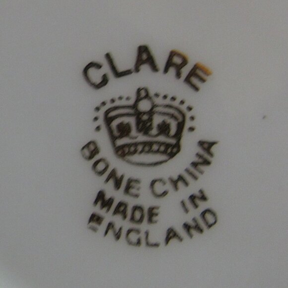 Clare English Bone China Tea Cup and Saucer Vivacious Violets, Gold Gilt H223 - Picture 5 of 5